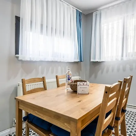 Inviting 1br Flat With Ac In Cihangir District דירה *