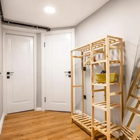 Διαμέρισμα Inviting 1br Flat With Ac In Cihangir District *